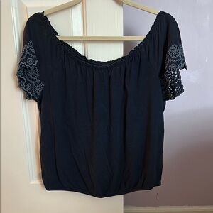 American Eagle Navy Top